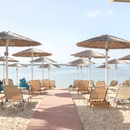וורוורו Vergos Hotel מראה חיצוני תמונה