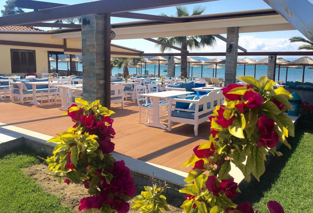 וורוורו Vergos Hotel מראה חיצוני תמונה