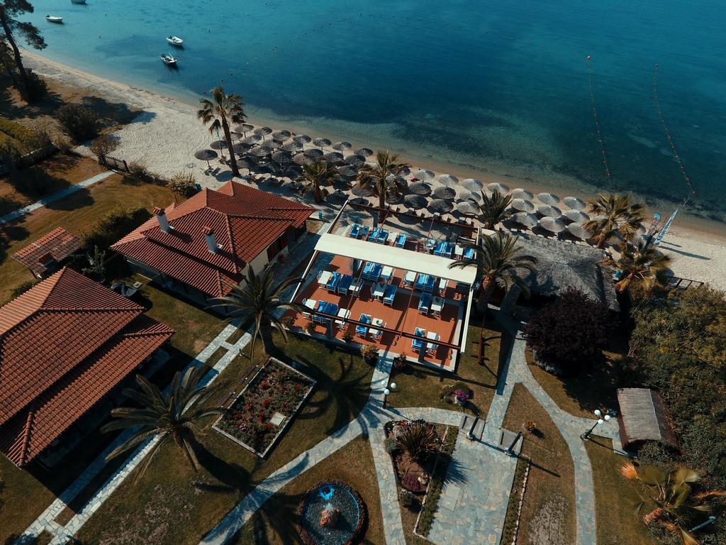 וורוורו Vergos Hotel מראה חיצוני תמונה