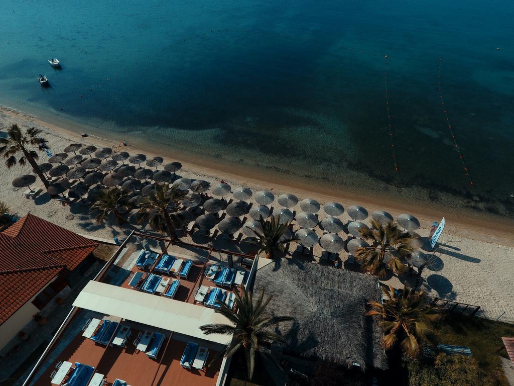 וורוורו Vergos Hotel מראה חיצוני תמונה